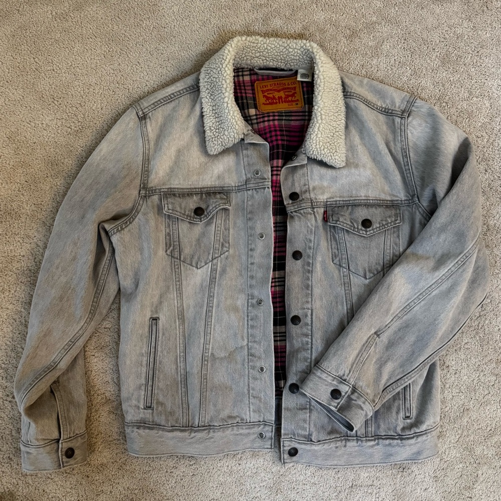 Levi’s Sherpa Trucker Denim Jacket - Light Grey - Men’s Medium